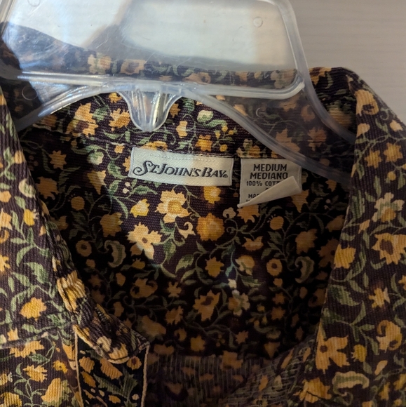 St Johns Bay Floral button up Medium - Picture 3 of 7